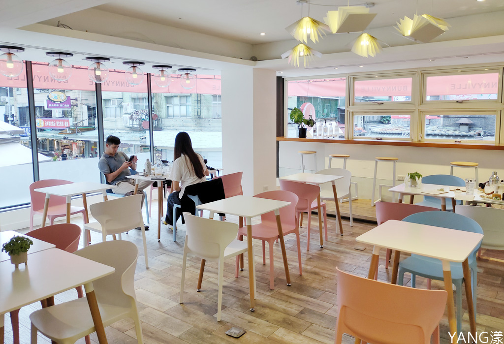 【台北東門】龐尼維爾Bunnyville旗艦店，在兔兔酒體驗空間調出屬於自己風格的調酒 精選圖集紀錄 (9)